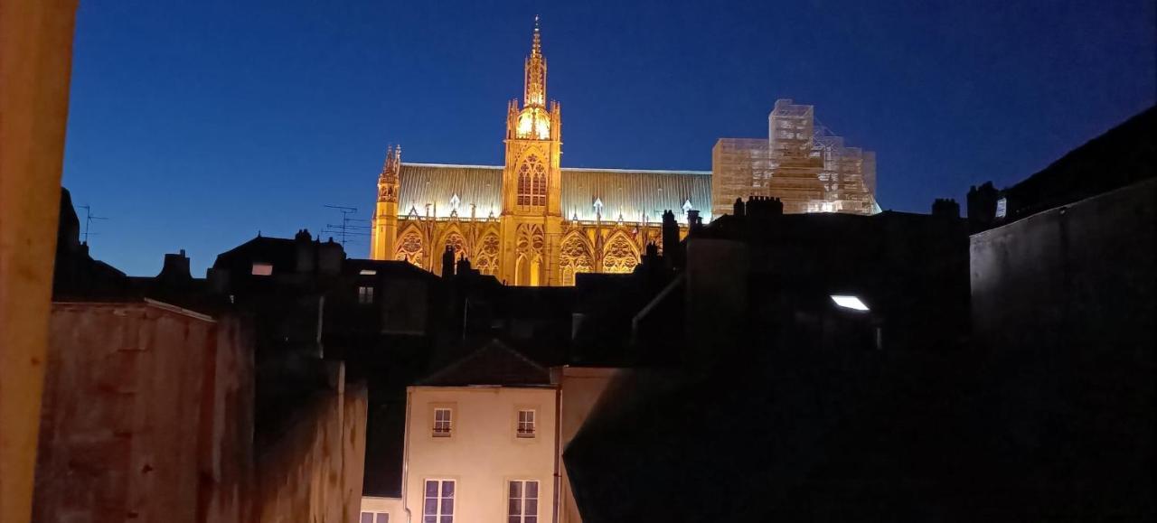 Au Fil Du Temps Lägenhet Metz Exteriör bild